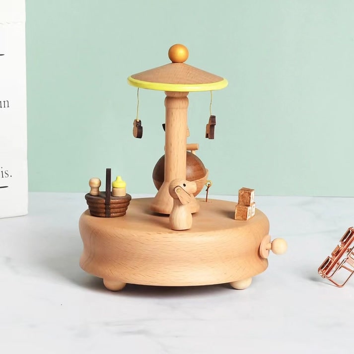 boite musical carrousel enfant en bois