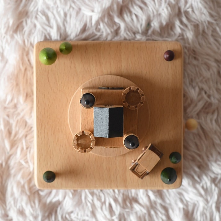 boite musicale château en bois