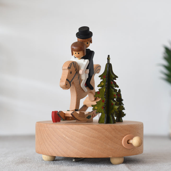 boite musicale cheval de bois
