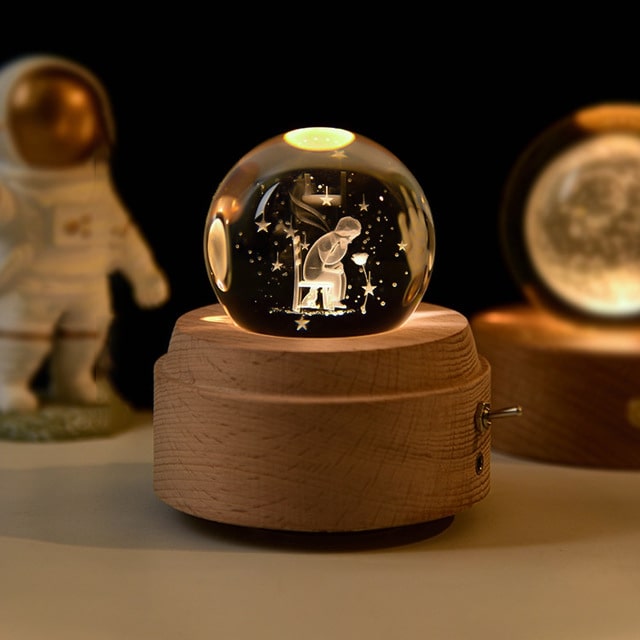Boîte musicale garçon