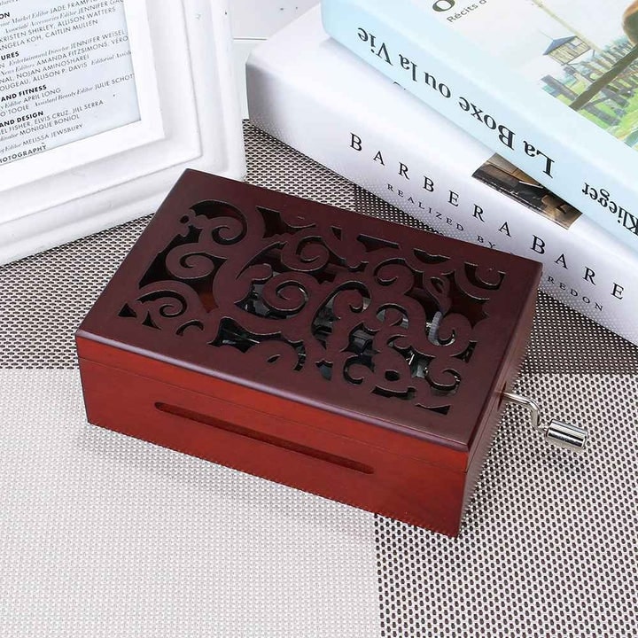 boîte à musique à manivelle personnalisable bois