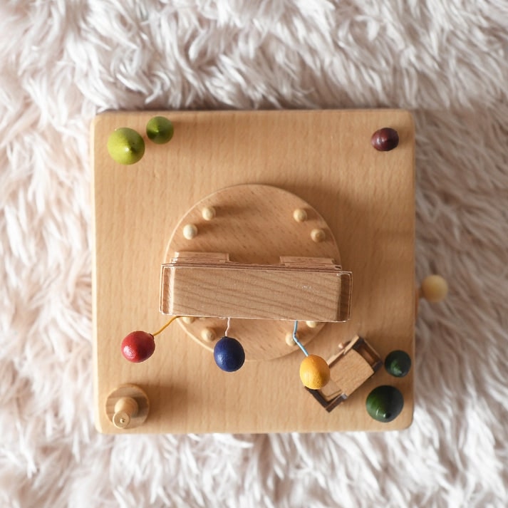 boite a musique paris arc de triomphe