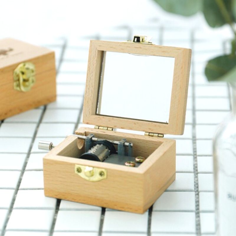 Boîte à Musique Manivelle Cheval